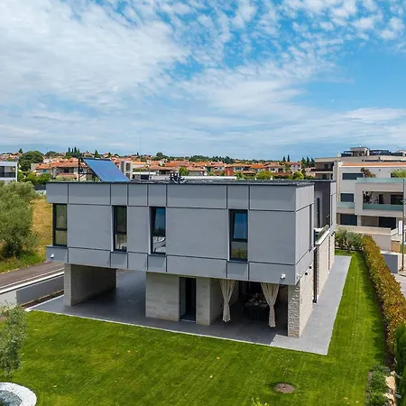 Villa Una